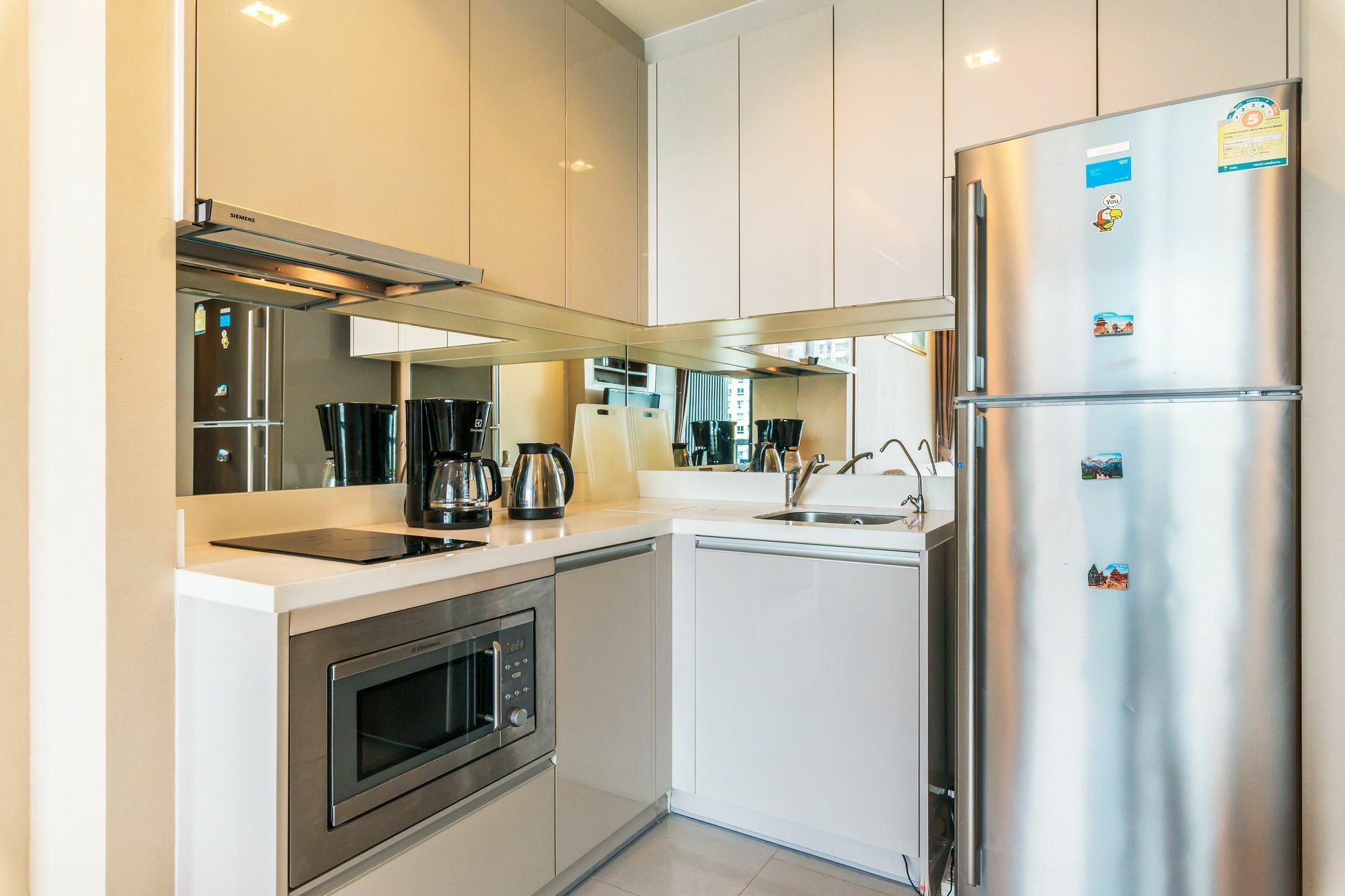 The Address Sathorn By Favstay กรุงเทพมหานคร ภายนอก รูปภาพ