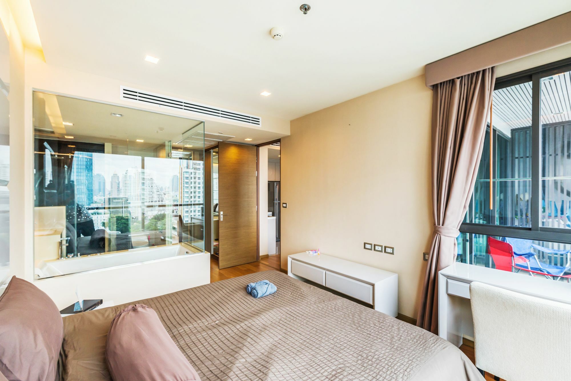 The Address Sathorn By Favstay กรุงเทพมหานคร ภายนอก รูปภาพ